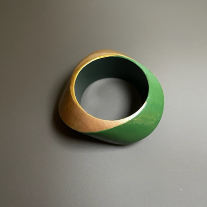 Green/ Light Gold/ Gold